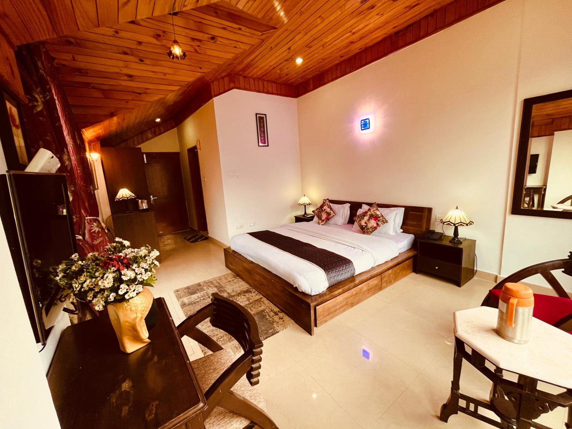The Manu Emerald # Farmhouse # Top Selling Cottage In Manali # Peaceful Heritage Cozy Stay # Lawn With Bonfire # Most Awarded Exterior foto