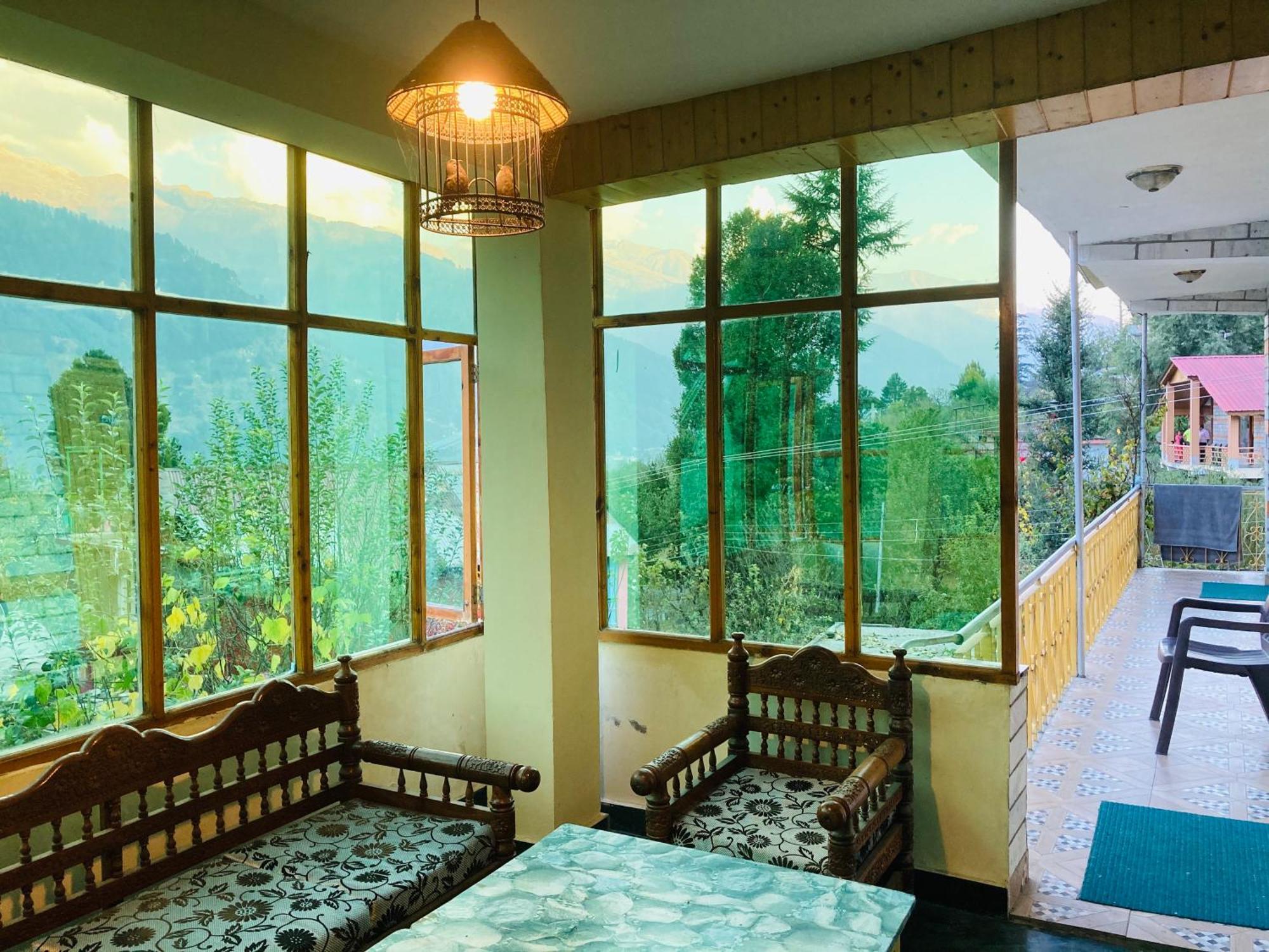 The Manu Emerald # Farmhouse # Top Selling Cottage In Manali # Peaceful Heritage Cozy Stay # Lawn With Bonfire # Most Awarded Exterior foto